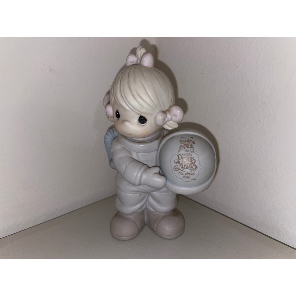 Precious Moments Figurine C0012 "The Club That's Out Of This World" 1991 5"
